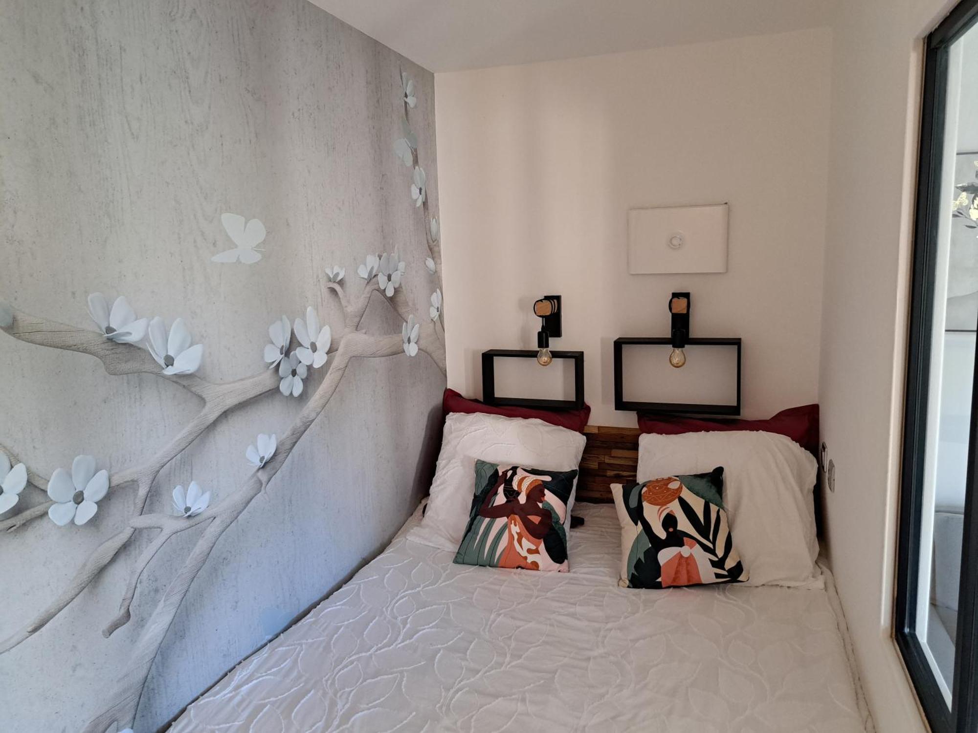 Seduisant Studio Avec Cour Privative La Crau Bagian luar foto